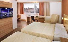 Leonardo Hotel Vienna Schoenbrunn